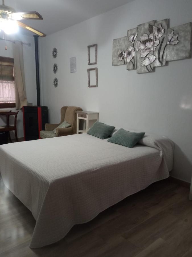 San Isidro Villa Miguelanez Dış mekan fotoğraf